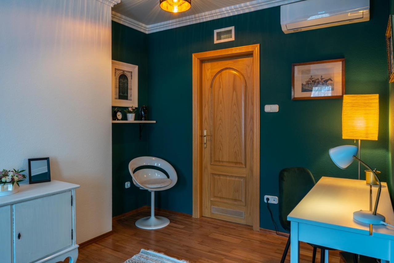 Romantic Studio Secret Garden Boedapest Buitenkant foto