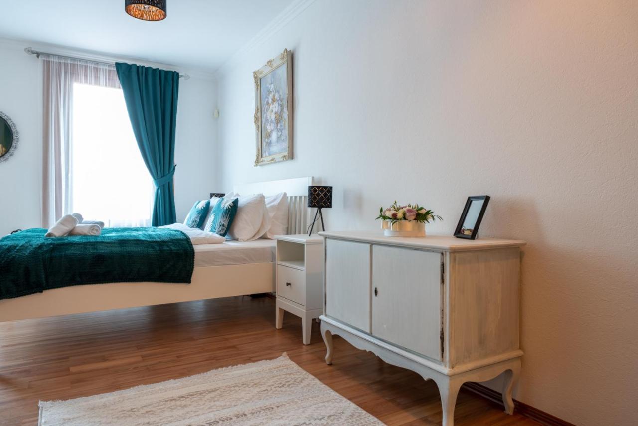 Romantic Studio Secret Garden Boedapest Buitenkant foto