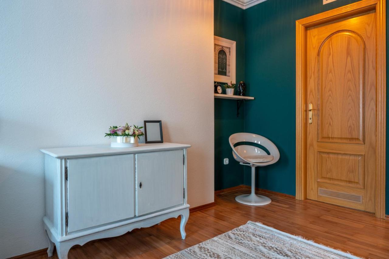 Romantic Studio Secret Garden Boedapest Buitenkant foto